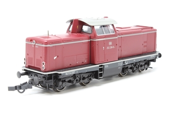 Class BR 212 238-0 of the DB (DCC fitted) - separated from train set