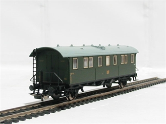 Class B2 passenger coach of the DR in green livery, Epoch III