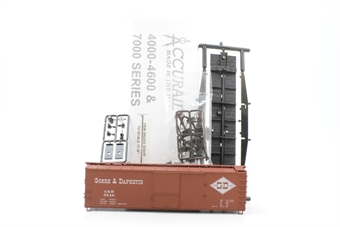 40' double-sheathed boxcar 'Gorre & Daphetid' 5548