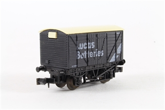 12 T Wagon 'Lucas Batteries' in Grey