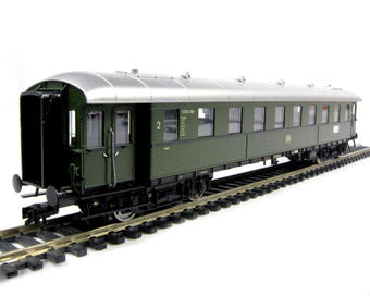 2nd class coach, type B4ywe-30/50 of the DB