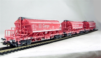 3 car set of Class Taoos 894 hopper wagons of the German DB in air brushed factory aged "CARGO & Railion" livery Epoch IV