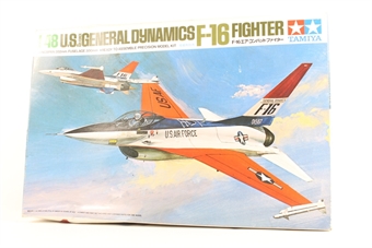 General Dynamics F-16 Fighter