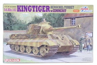 Sd.Kfz.182 Kingtiger Henschel Turret heavy tank with Zimmerit