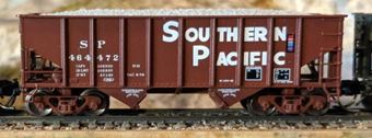 2-bay 8-panel open hopper of the Southern Pacific - red 464068