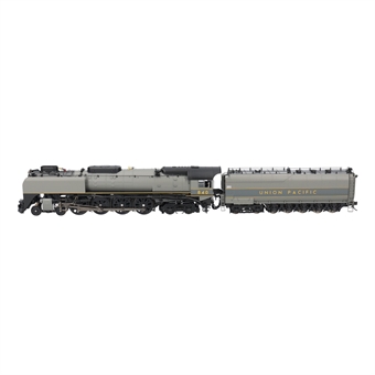 Class FEF-3 4-8-4 Steam locomotive - Union Pacific grey and yellow - 840 - Digital sound fitted