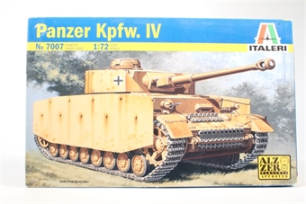 Panzer PzKpfw IV with schurzen (armour skirts)