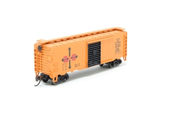 Standard Steel 40' single door boxcar of the Alton & Southern - orange with black door 905
