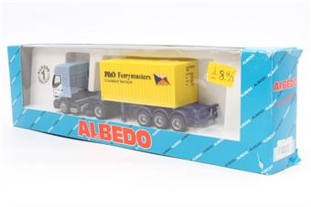 Renault AE 500 - P&O Ferrymasters container trailer