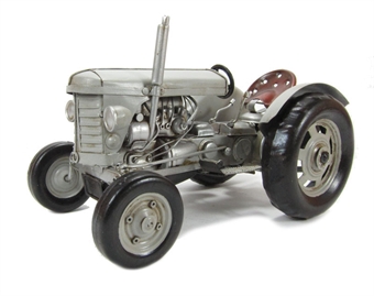Massey Ferguson To-20 tractor in grey - Tinplate Model