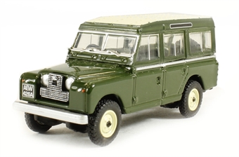 Land Rover Series II Station Wagon Bronze green