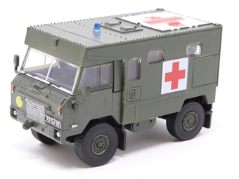 Land Rover FC Ambulance Nato Green