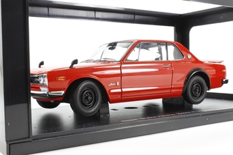 Nissan Skyline hardtop 2000 GTR in Red