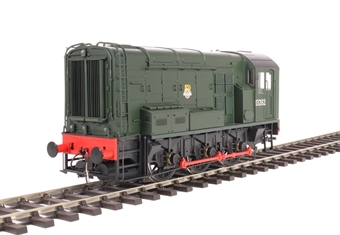 Class 08 shunter 13282 in BR green with early emblem & no warning panels. DCC Sound Fitted