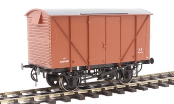 12-ton van with plywood sides in BR bauxite - B764481