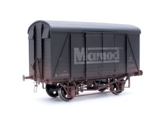 Southern Railway 12T Van Mamod Weathered