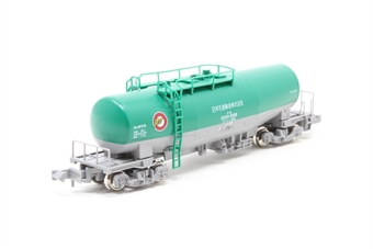 Taki 1000 tank car of Japan Oil Transportation - green 1000-299