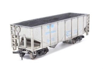 40' covered hopper 177504 of the Norfolk & Western