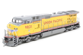 Dash 9-44CW GE 9821 of the Union Pacific
