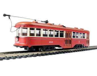 American Peter Witt street car with full interior & lights in "Chicago Surface Lines" livery (DCC on board)