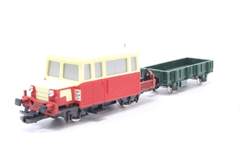 Class DU 65 track maintenance railcar with open wagon of the SNCF