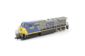 Dash 8-40CW GE 7654 of the CSX