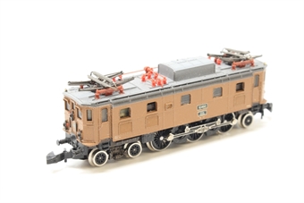 Class Ae 3/6 II 10460 of the SBB