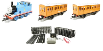 Thomas with Annie & Clarabel train set (loco with moving eyes & Steel Track) Thomas the Tank range
