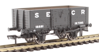 7 plank open wagon Diag D1355 in SECR grey - 12221