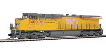 ES44C4 GE 7400 of the Union Pacific 