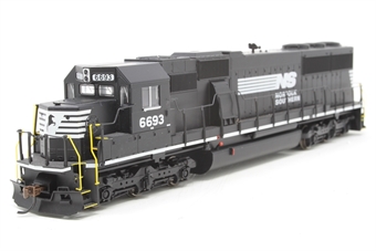 SD60 EMD 6693 of the Norfolk Southern - digital sound fitted