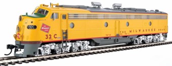 E9A EMD 32C of the Milwaukee - digital sound fitted