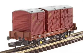 Conflat 'P' flat wagon in BR bauxite with Type A and BD containers in BR crimson - B933127