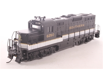 GP-9M EMD 6250 of the Southern