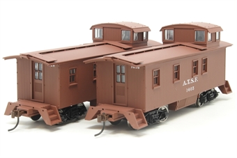 1300 Series Wood Caboose of the Atchison, Topeka & Santa Fe Railroad (Pack of two)