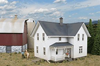 Lancaster Farmhouse Kit