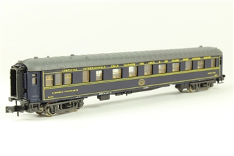 VSOE dining Pullman car in Orient Express blue