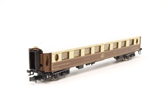 Pullman car of the CIWL in umber & cream