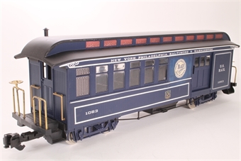 Combine Coach with Sliding Door of the Baltimore & Ohio Railroad in Royal Blue