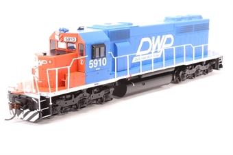 SD40 EMD 5910 of the Duluth, Winnipeg & Pacific - digital sound fitted