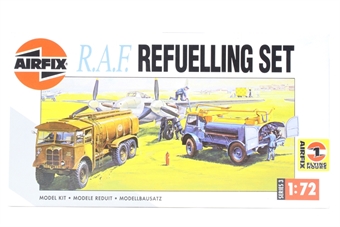 RAF Refuelling Set with Bedford QL & AEC Matador tankers with RAF marking transfers