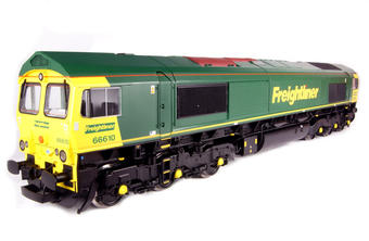 Class 66 diesel in Freightliner livery