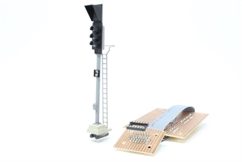 3 aspect colour light signal with route indicator and position/shunt signal