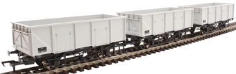 MDO 21 ton steel mineral wagons in BR grey with pre-TOPs numbering - Pack B - pack of three