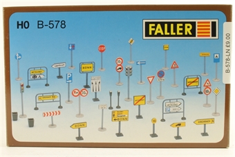 Faller HO Gauge B-578 Traffic Signals / Signs