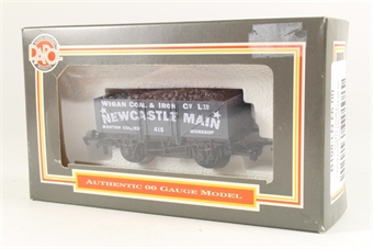 5 plank coal wagon 'Newcastle Main' in grey