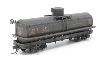 Narrow-frame tank car 13119 'Union Tank Car Company' - weathered
