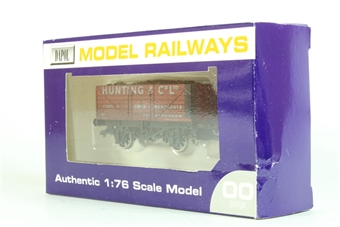 7-plank coal wagon in brown - Hunting & Co Ltd - No. 61 - Limited edition for Nene Valley Railway