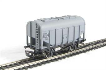 Bulk grain wagon B885044 in BR Grey