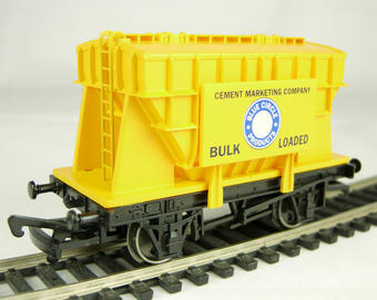 Presflo bulk cement wagon in "Blue Circle" livery